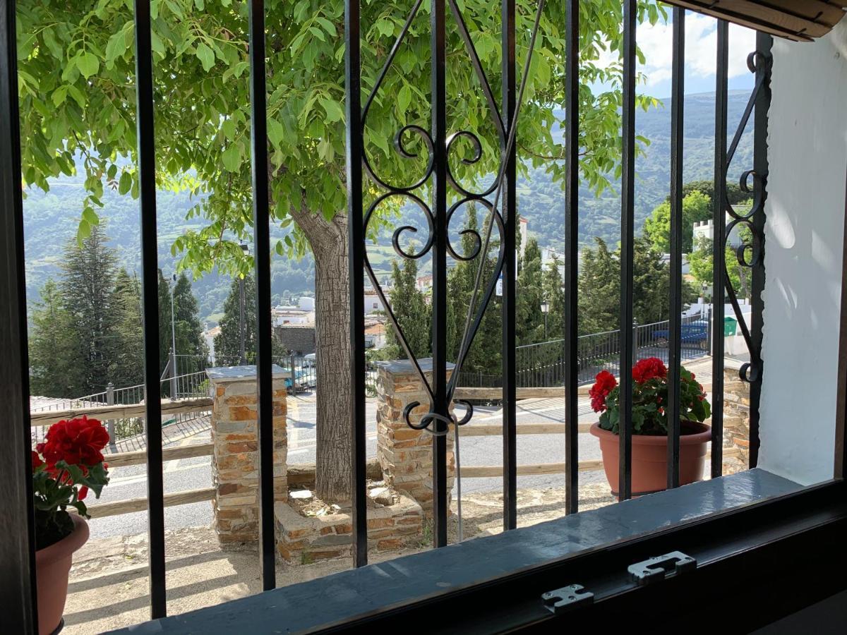 Hostal Rural Atalaya Capileira Exterior foto